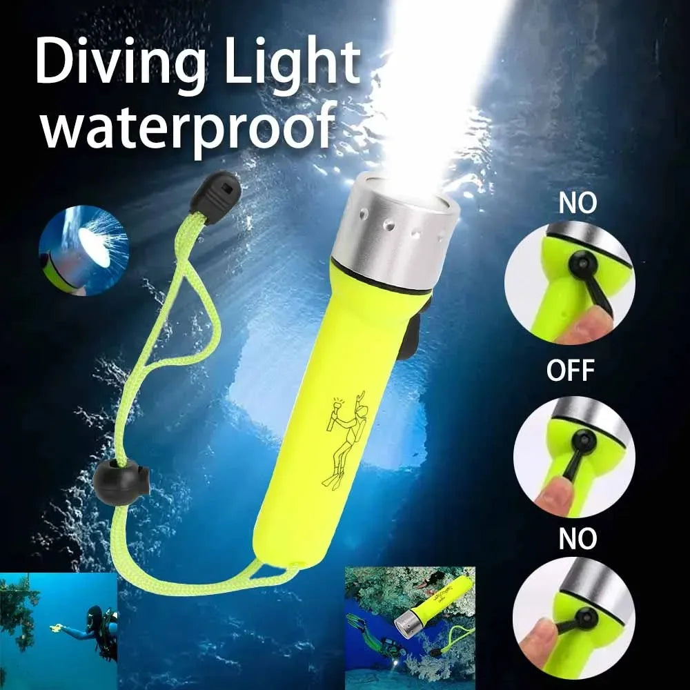lampe torche sous marine vert fluo argent imprimée plongeur moderne pratique cordon serrure piles