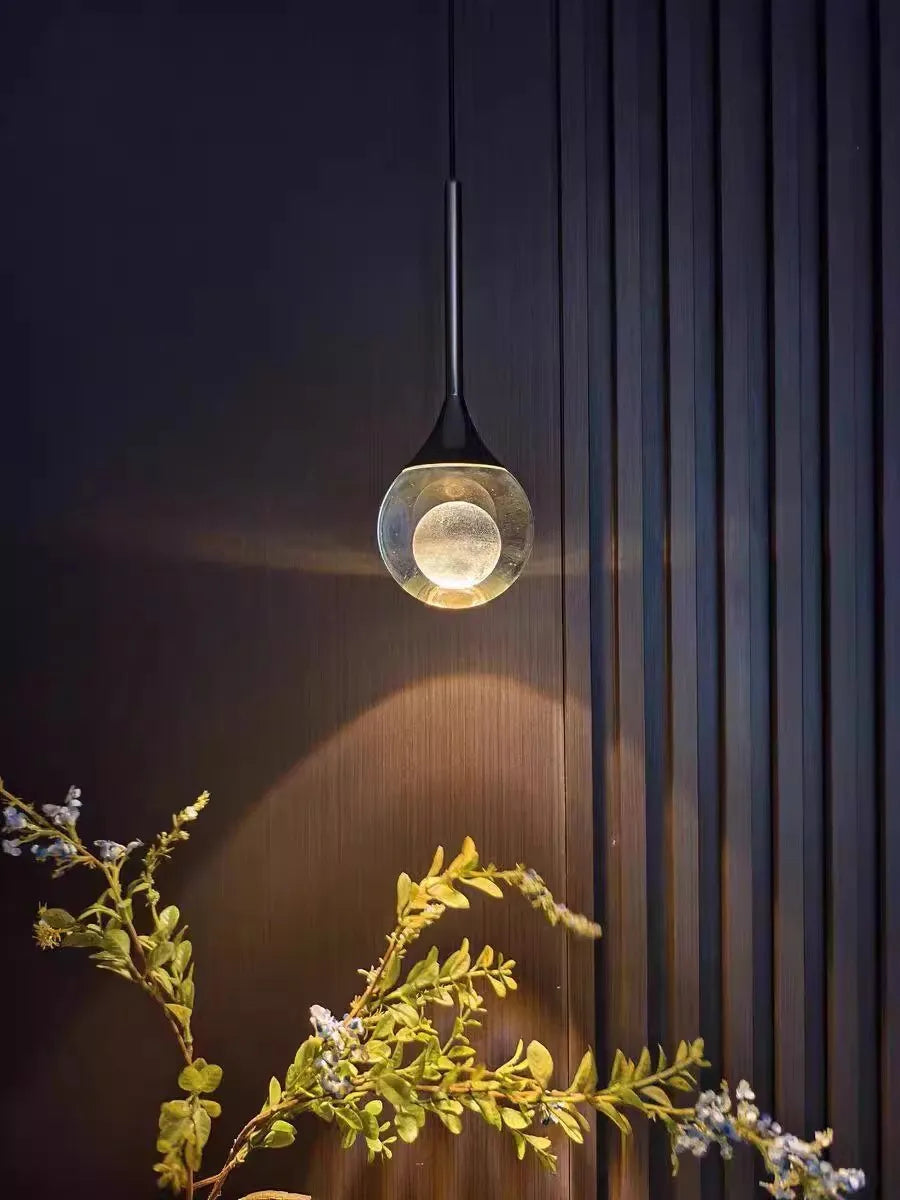 lampe suspendue moderne minimaliste transparente noir argenté brillante chambre restaurant étude cuisine