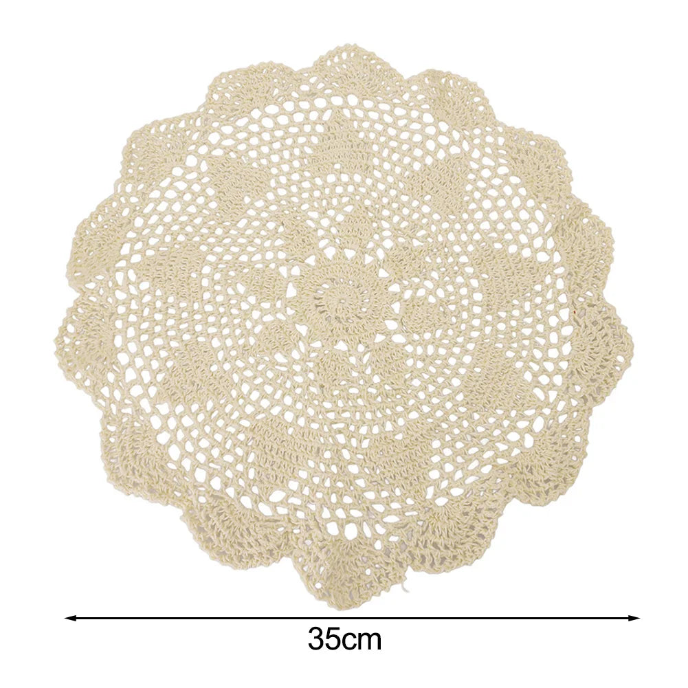 serviette table traditionnelle motif floral crochetée diamètre 35cm blanc