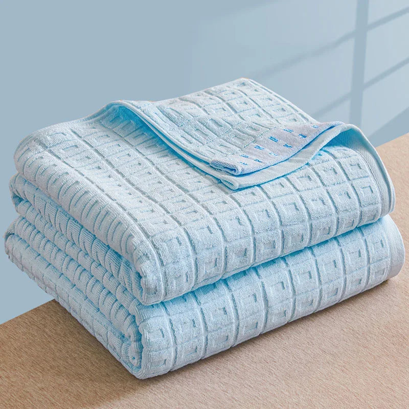 couverture coton bleu gris rose moderne plaid motifs carrés bordure texturée été hiver portable