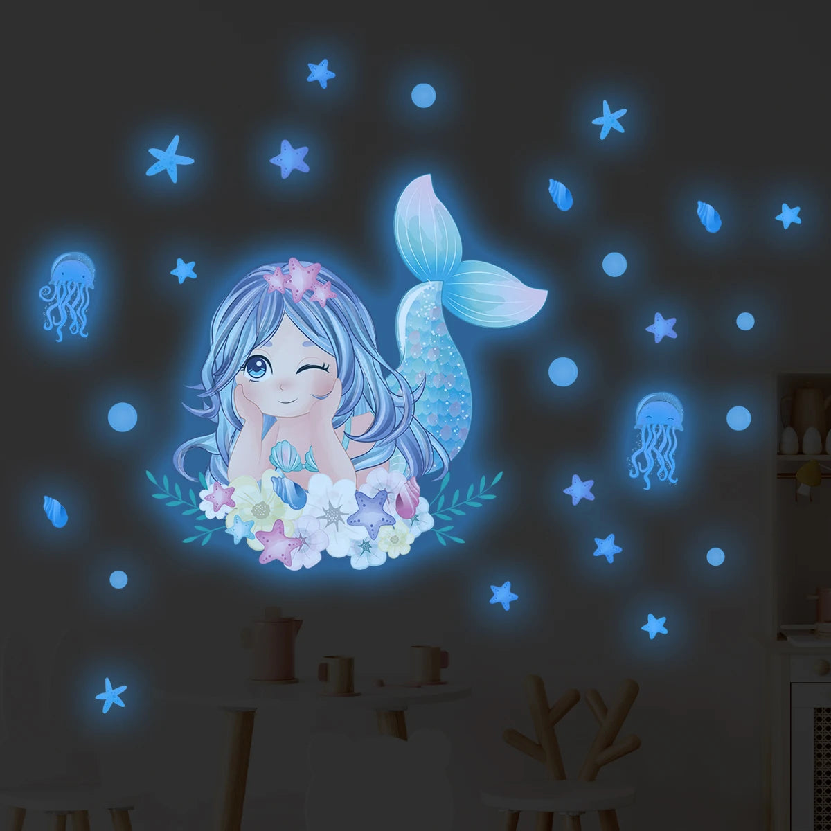 Détail de l'autocollant mural avion avec lumière bleue allumée