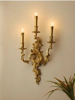 applique murale baroque dorée ornements floraux trois bras éclairage led murale fixée 36cm haute