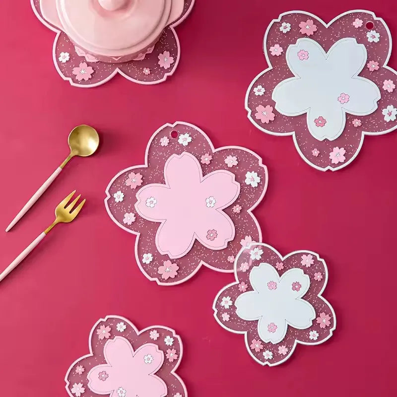 serviettes table moderne rose clair blancs fleurs paillettes translucides silicone anti dérapantes
