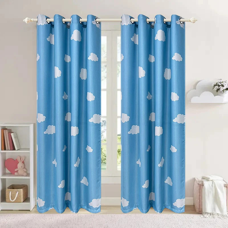 rideau moderne nuages bleu clair enfant fenêtre plate opacité inclusion métalliques