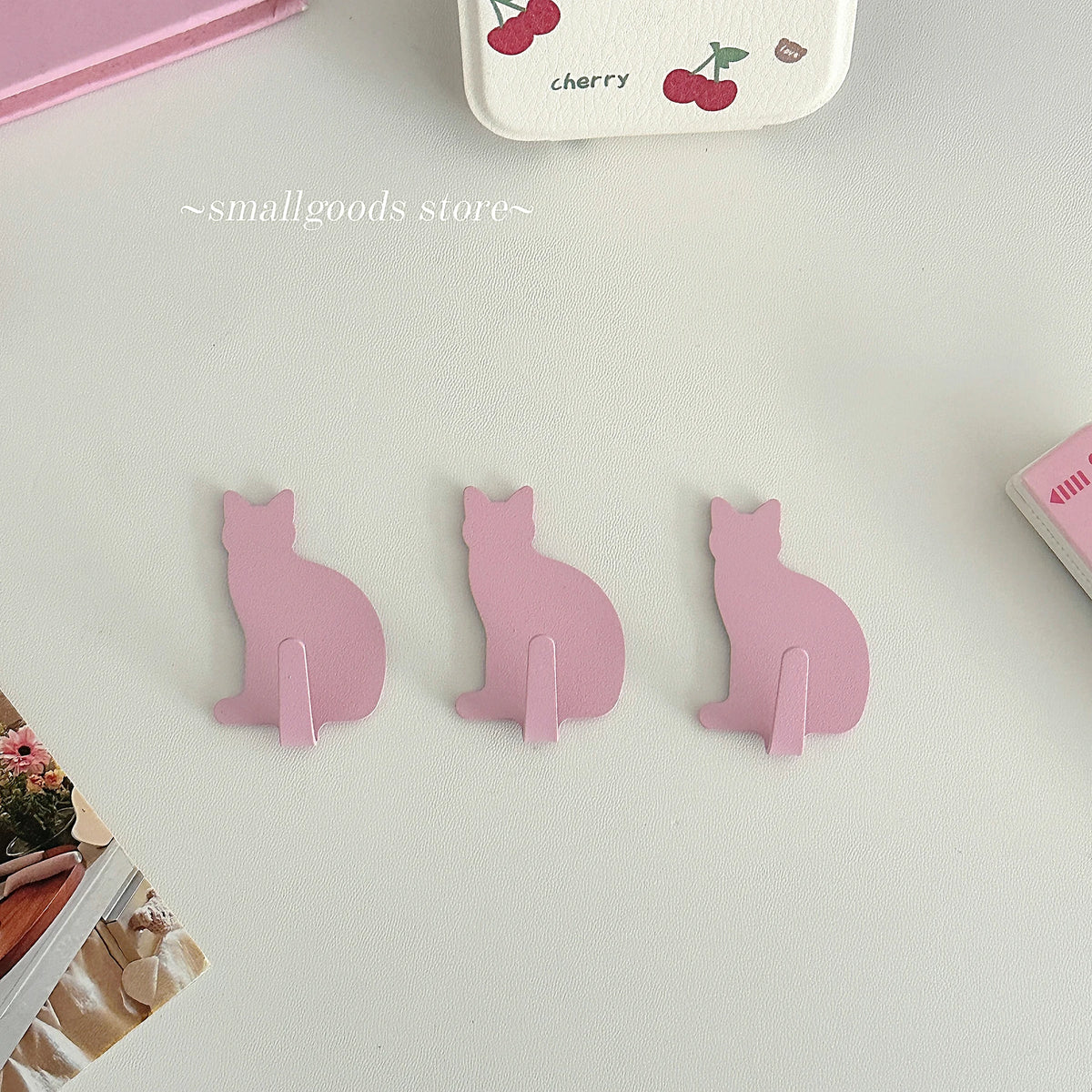 porte clés chat rose clair blanc silhouette simple minimaliste moderne auto adhésif muraux non