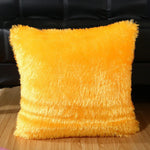 housse coussin peluche douce violet rouge vert blanc moderne décoration canapé maison salon