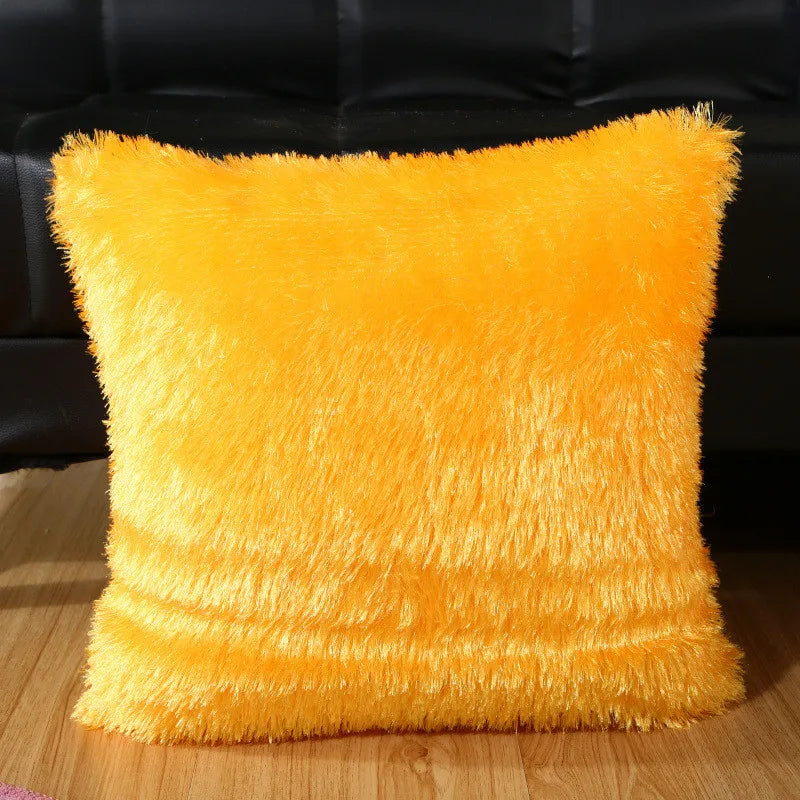housse coussin peluche douce violet rouge vert blanc moderne décoration canapé maison salon