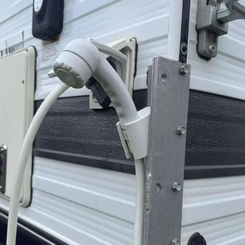 support douche extérieur camping car blanc texturé vis fixations utilitaires