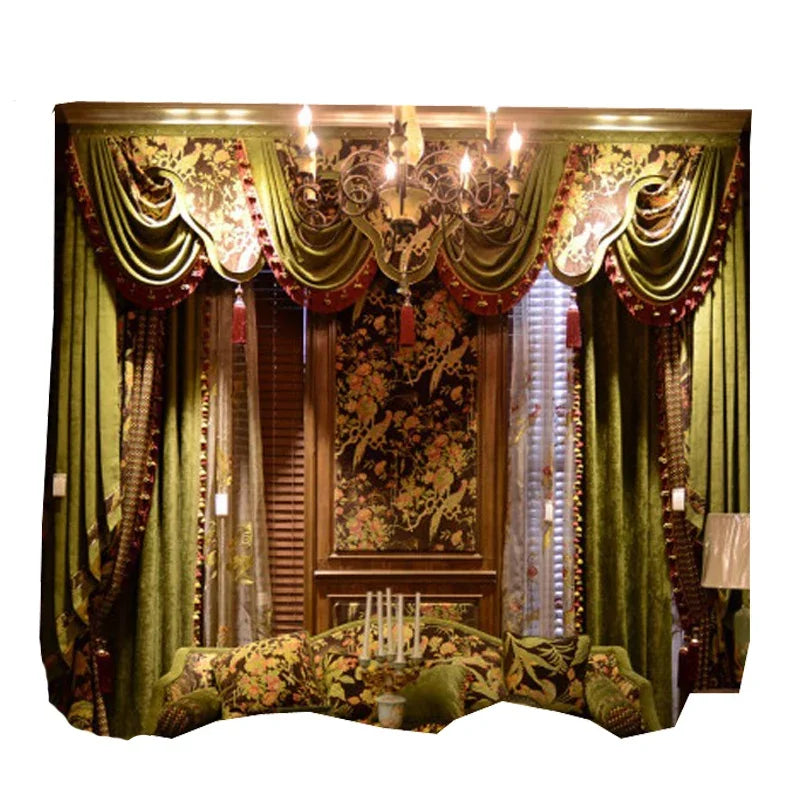 rideaux fleuris opaque classique tringle velours vert foncé marron foncé chambre hôtelDecorationIntérieureRicherOrnée