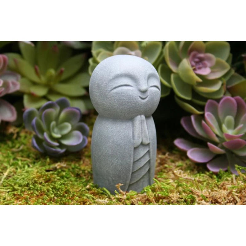 statuette bouddha jizo résine gris clair minimaliste moderne décoration jardin sans motif opaque