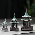 décorations intérieures pagode miniature céramique marron noir feng shui traditionnel oriental architectural details