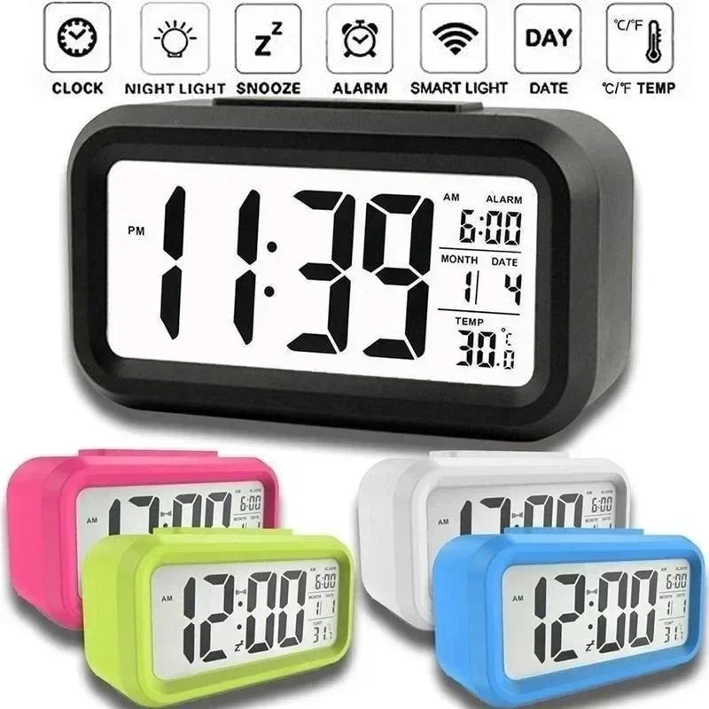 horloge numérique multifonctionnelle moderne affichage heure jour date température blanc noir rose verte bleue