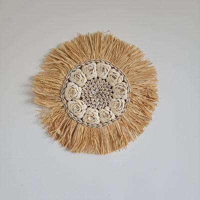 Miroir décoratif en raffia et coquilles, motif fleur, Ø50 cm