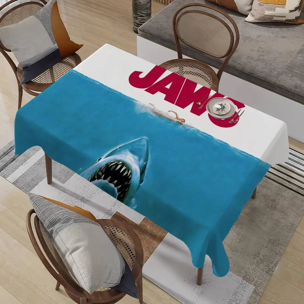 nappe table rectangulaire imperméable motif requin cinéma bleu rouge blanc fête anniversaire