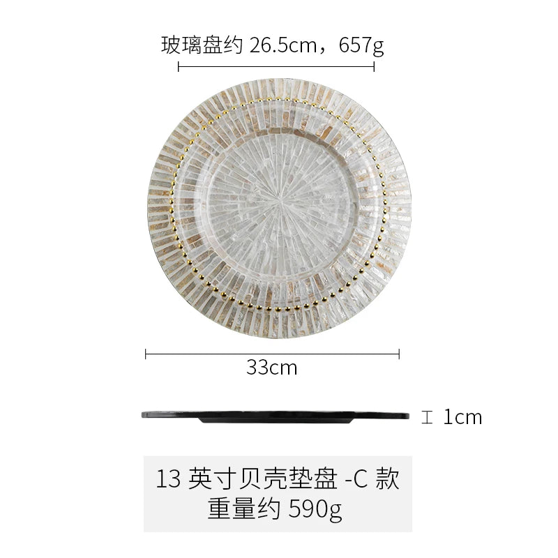 assiettes modernes élégantes mosaïque coquillages strass dorés blanc beige gris doré cuisine