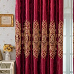 rideau velours rouge bordeaux doré broderie classique élégant occultant salon fenêtre moderne