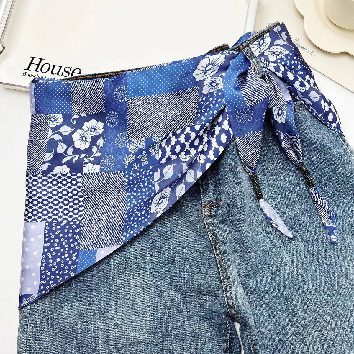foulard femme soie motif floral patchwork boho chic accessoire tête cou taille