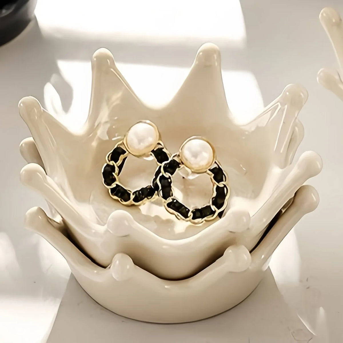 organisateur bijoux céramique blanc crème noir émaillé octogonal moderne royal