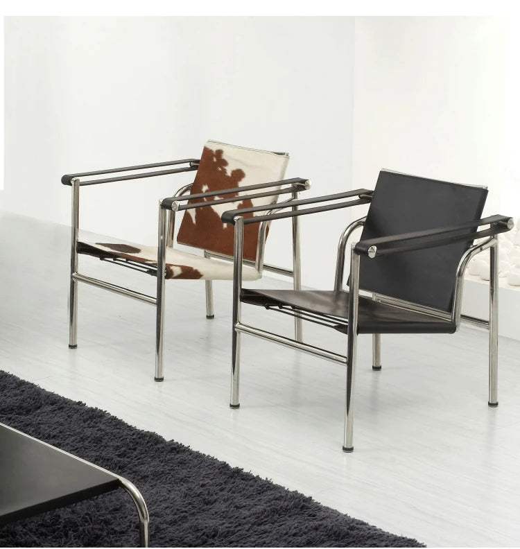 chaise salon moderne minimaliste cuir métal chromé accoudoirs marron noir beige