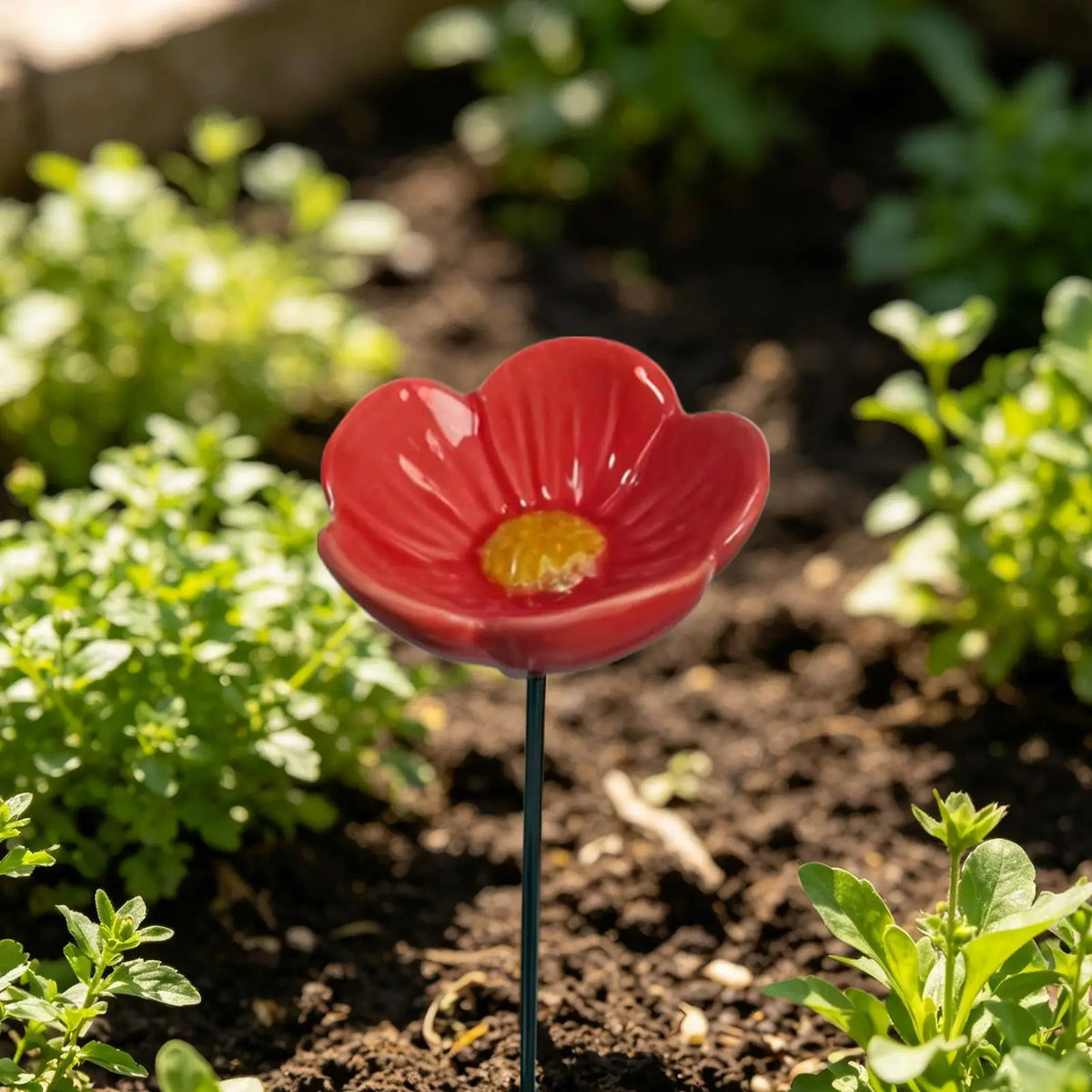 cache pot fleur couleur bleu vert rouge moderne extérieur jardin décoration abeilles papillons