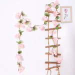 guirlande artificielle fleurs cerisier rose clair blanc anniversaire mariage romantiqueintérieur decoration