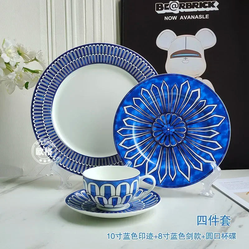 assiettes bleu motif floral tasse blanc classique opacité