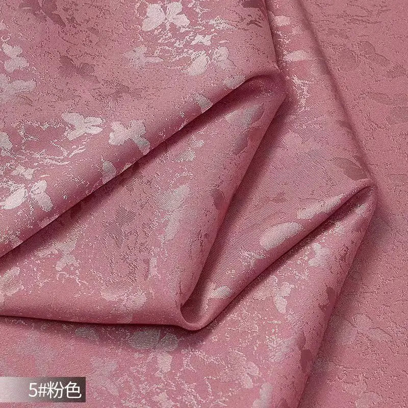 tissu jacquard fleurs blanches vert bleu clair rose pâle kimono traditionnel opaque polyester élasthanne