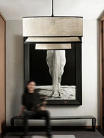 lumière suspendue tissu beige clair texture moderne opacité câble blanc chambre salon