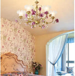 chandelier suspens floral abatjour opaque roses feuilles papierpeint décoratif romantique