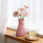 vases plissés modernes minimalistes noir bleu gris rose beige opaques