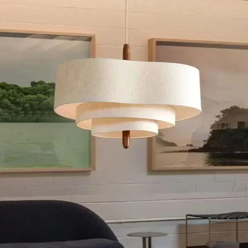 Suspension lumineuse tissu beige clair moderne chaîne métallique salon chambre principal led
