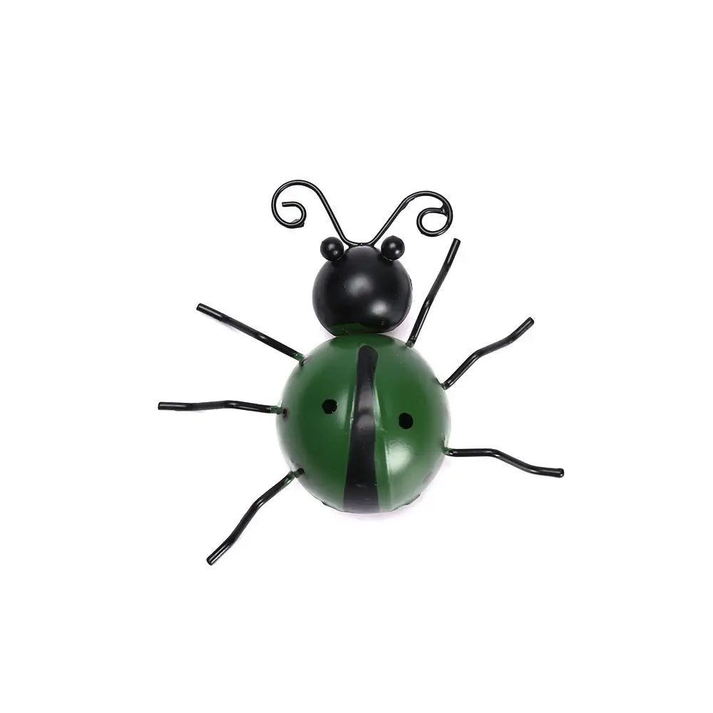 Sculpture de coccinelle en métal rustique pour clôture ou patio