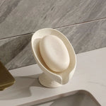 distributeur savon liquide céramique beige texture granulée minimaliste accessoire salle bains après shampooing lotion