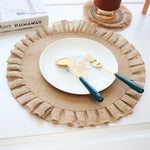 Lot de 6 sets de table jute sur table en bois