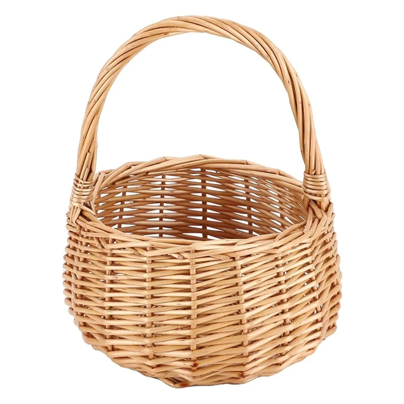 panier tressé osier réutilisable poignée naturelle traditionnel décoration intérieure fleurs artificielles rusticité mariage jardin