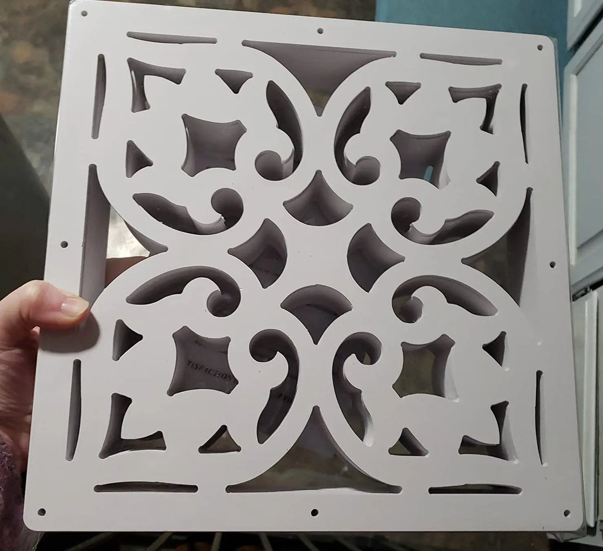 panneaux séparation suspendus blancs motifs géométriques modernes cloisons pièces bois opaques clips fixation