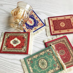 serviettes table servantes motifs géométriques floraux tissu épais rouge vert bleu beige traditionnel