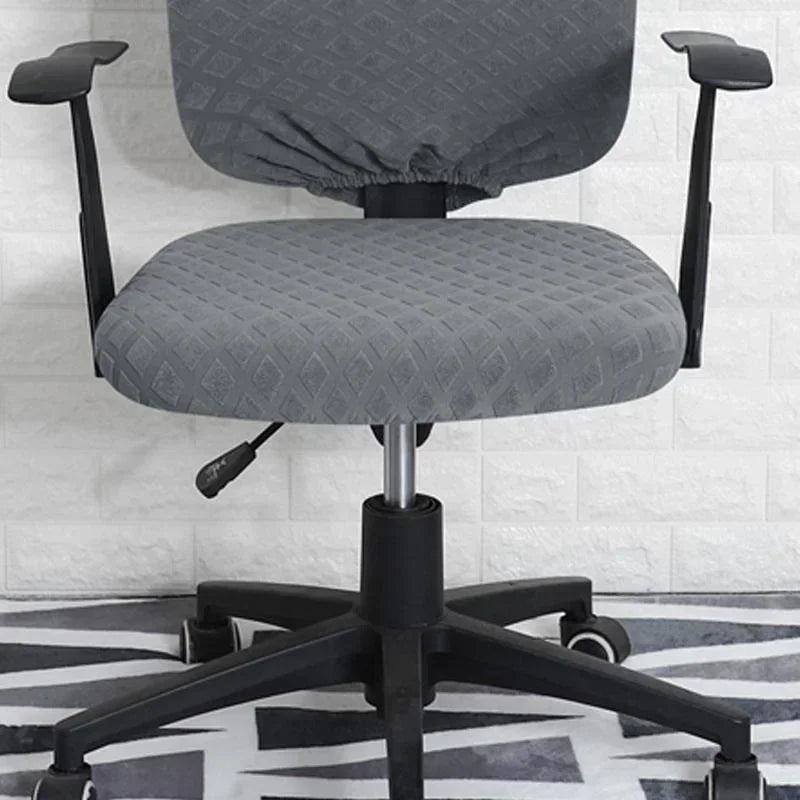 housse chaise moderne élégante rose pâle bordeaux bleu marine gris clair texture géométrique élastique