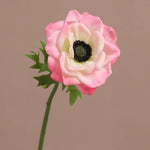 décoration intérieure bouquet fleurs artificielles anémones rose blanches violets minimaliste mariage anniversaire