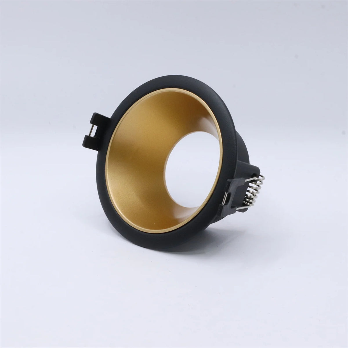 spots encastrables modernes noir or argent surface mate brillante minimaliste clips métalliques