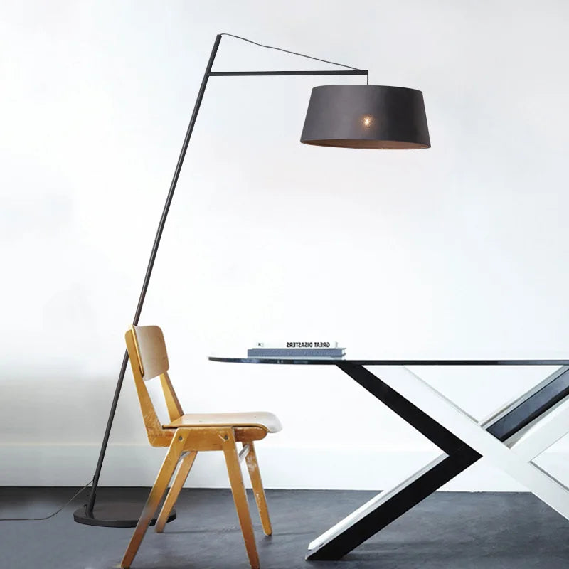 lampe sol moderne gris métallisé base solide interrupteur tactile ampoule e27 filaire 190cm
