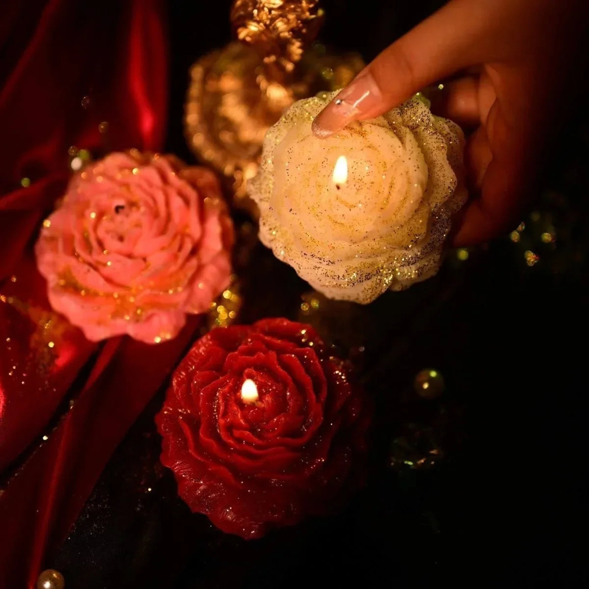 bougies parfumées rose forme fleur décoration maison artisanale rouge blanc scented candles