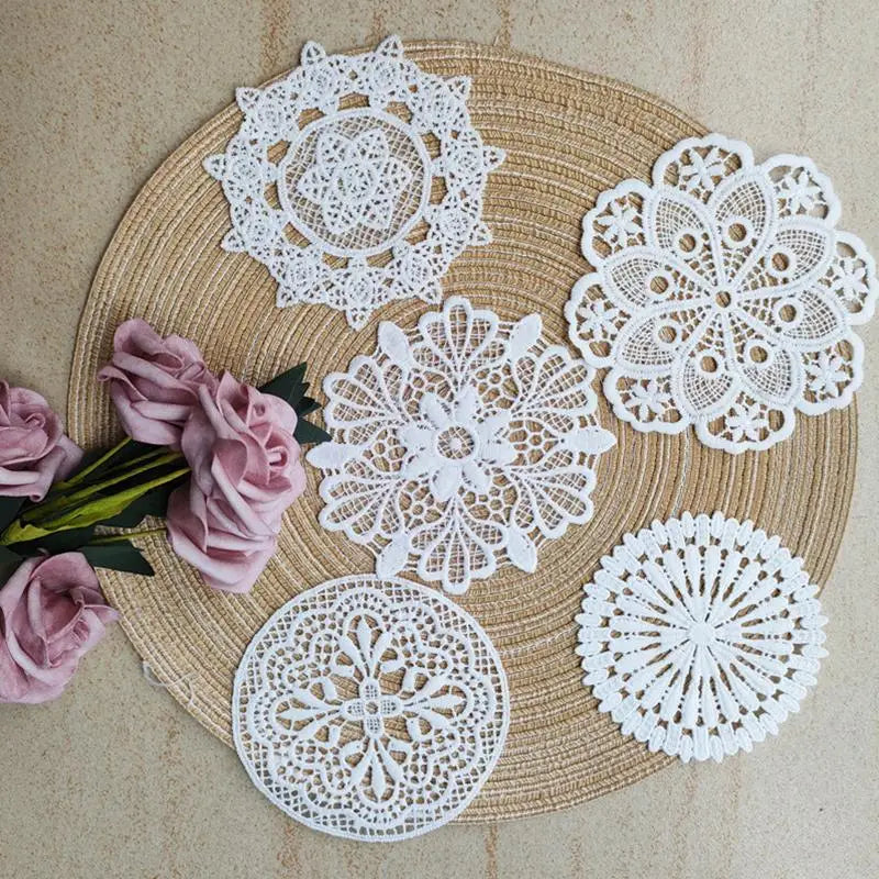 dentelles blanches motifs floraux traditionnels mariage décoration bricolage projet couture unisexe polyester