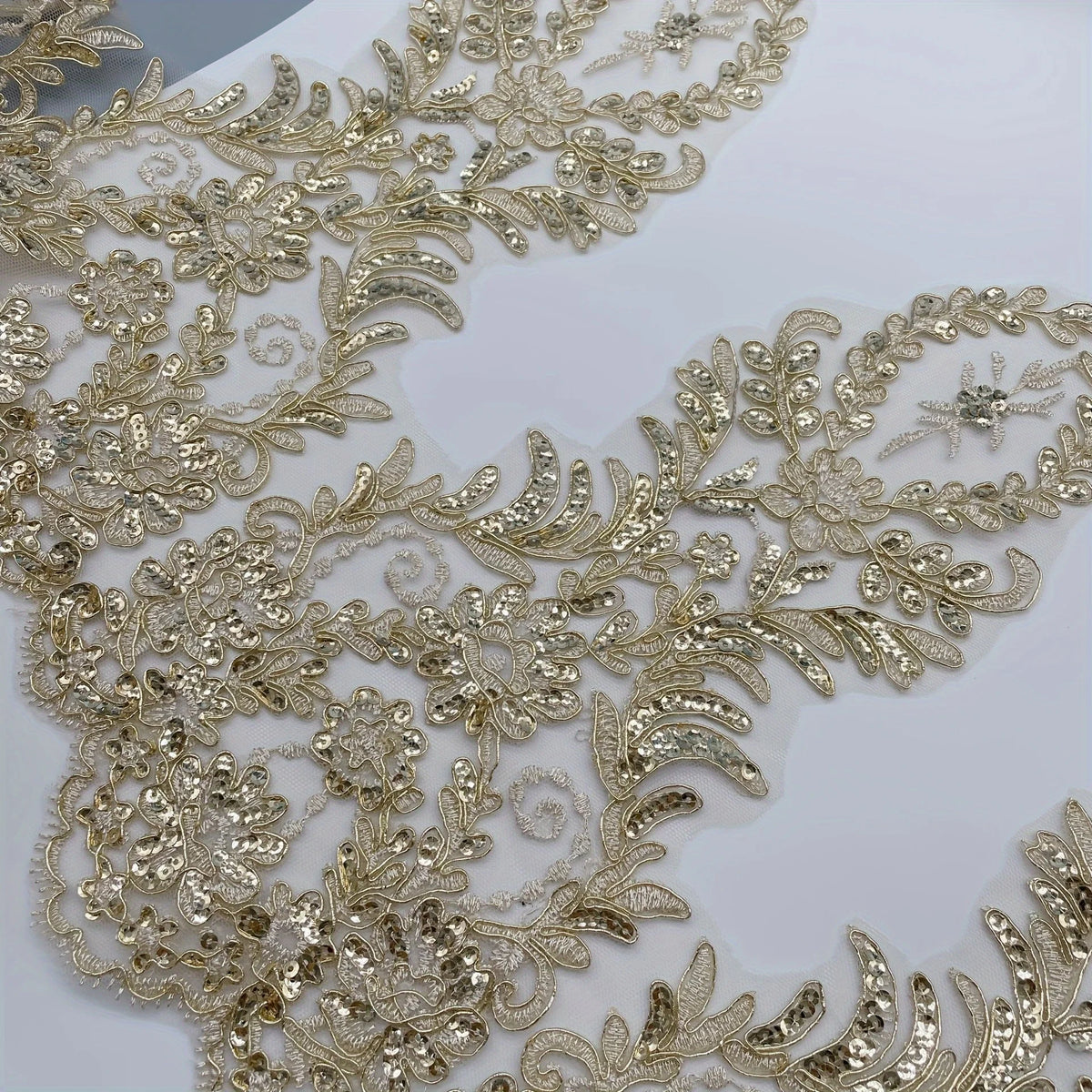 ruban dentelle floral paillettes dorées polyester large 36cm élégant baroque mariage soirée