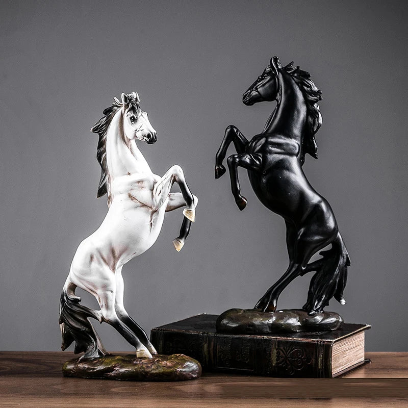 statuette cheval résine blanc noir rouge réaliste brillante décoration classique sculpturalSTONEBASE
