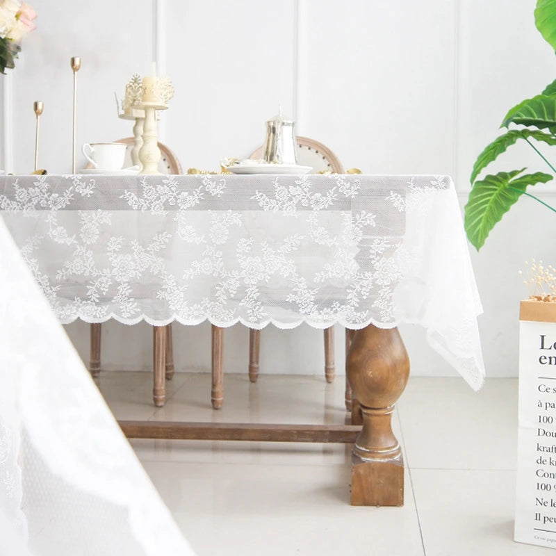 nappe dentelle florale table manger réutilisable polyester coton semi transparent beige clair vintage bohèmeextérieur