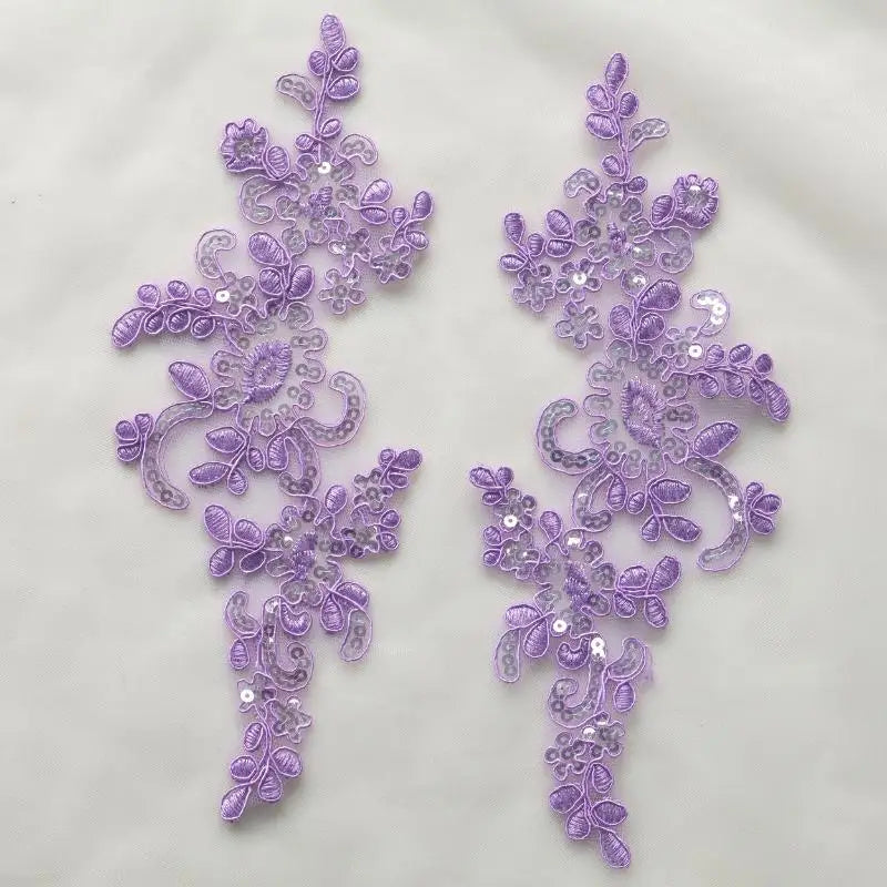 patchs tissu brodé appliques dentelle motif floral rouge bleu doré