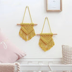 tapisserie macramé jaune franges bohème moderne coton tiges bois opaque