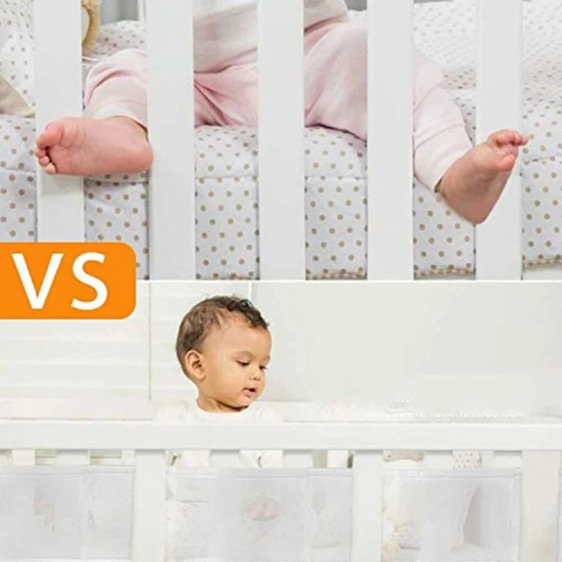 barrière lit bébé blanc gris protection lattes velcro ajustable moderne minimaliste