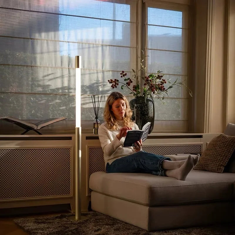 lampe sol moderne minimaliste led tactile noir blanc doré réglable haute qualité aluminium
